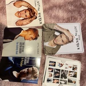 *brand new* Justin Bieber ultimate fan tin!